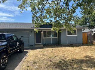 4921 Bluebelle Way, Springfield, OR 97478