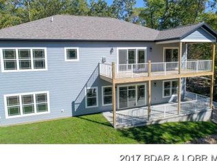 854 Fontana Ln, Linn Creek, MO 65052