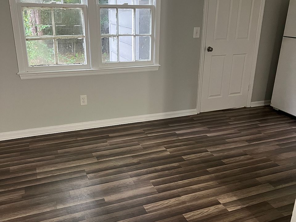 2nd image of 4110 Glendon Rd