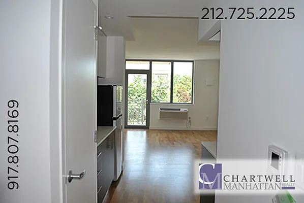 Rented by Chartwell Manhattan Realty | media 27