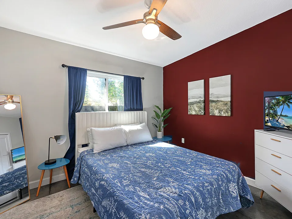 1011 N East Ave #1011