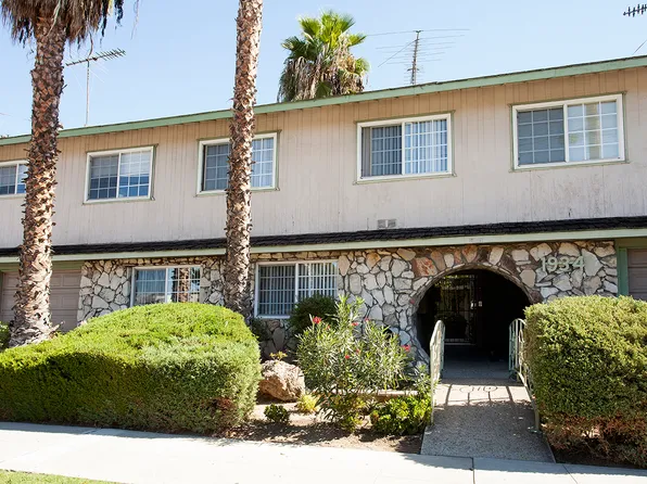 1934 N Hollywood Way #G, Burbank, CA 91505
