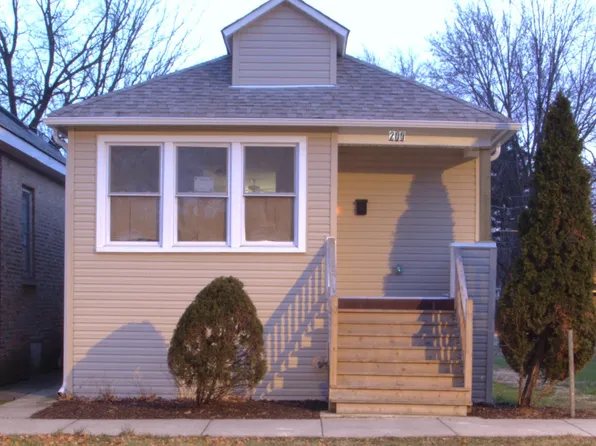 209 W 118th St, Chicago, IL 60628