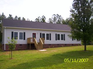 125 Davis Farm Rd, Leasburg, NC 27291