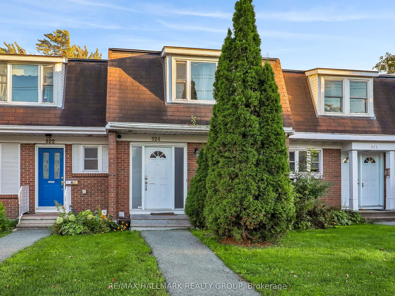 3 bed, $2,500 — Photo 1