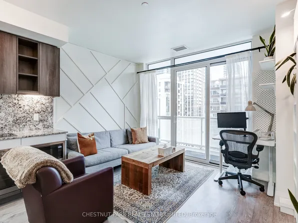 101 Erskine Ave Unit 1508, Toronto, ON M4P 1Y5