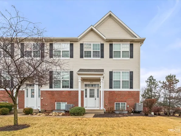 2271 Beresford Dr, Yorkville, IL 60560