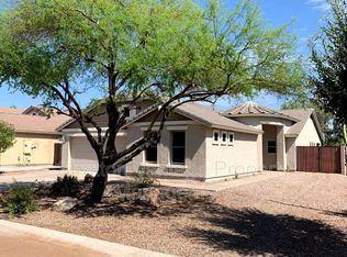 2410 W Mericrest Way, San Tan Valley, AZ 85142
