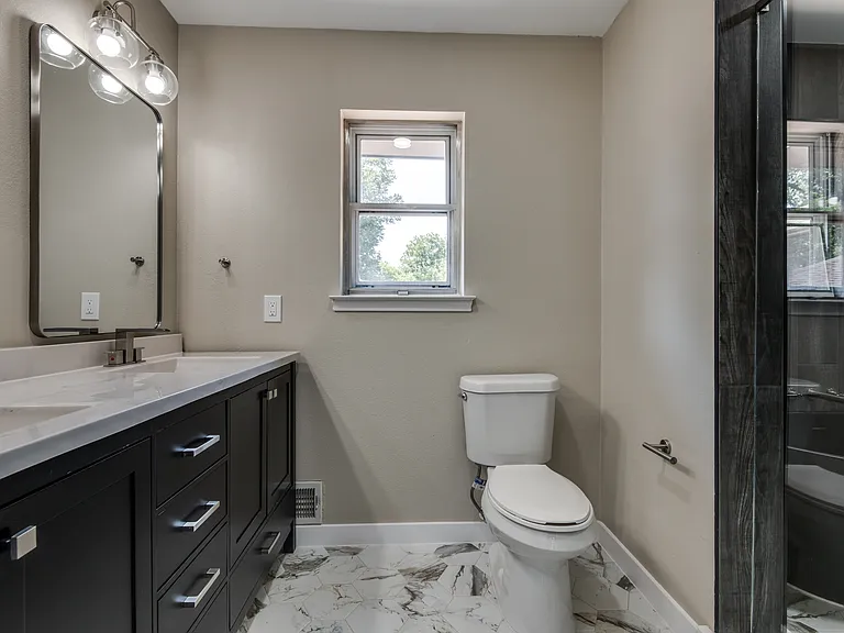 10908 Colbert Way — Photo 14