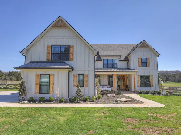 4110 Chicken Rd, Lebanon, TN 37090