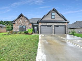 5212 Hester Ct, Piney Flats, TN 37686