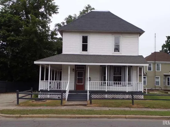 211 S 6th St, Vincennes, IN 47591