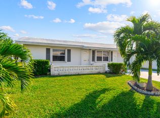 2096 SW 13th Way, Boynton Beach, FL 33426