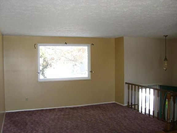 3rd image of 1400 Loch Loman Way
