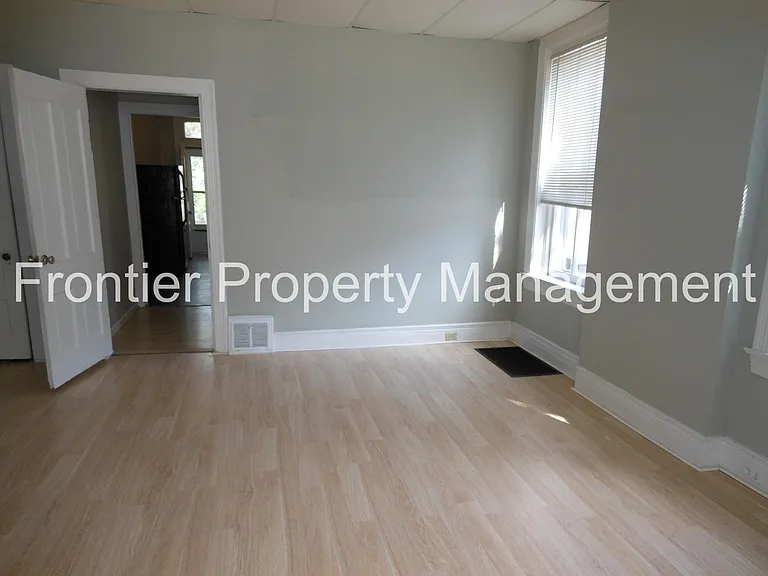 2826 Nebraska Ave — Photo 3