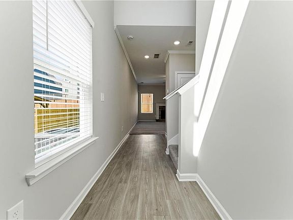 3rd image of 231 Eva Way