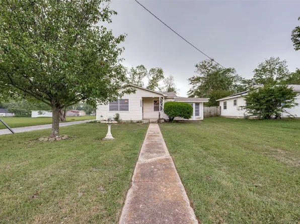 2600 W Johnson St, Denison, TX 75020