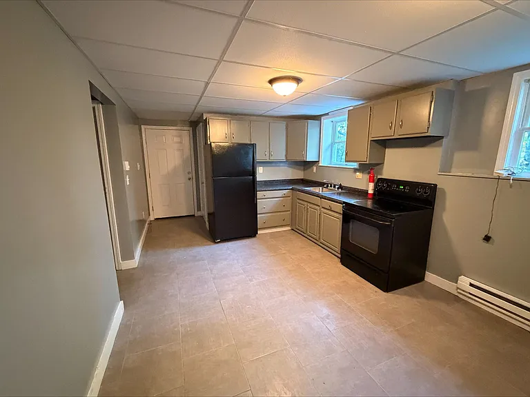 8 Lilac Ln #3 — Photo 1