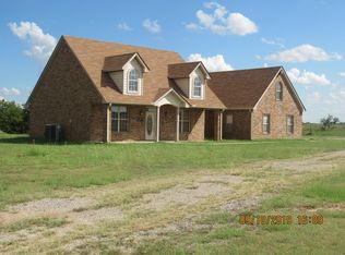121 SE Prairie View Ln, Geronimo, OK 73543