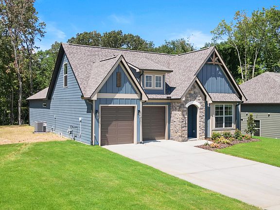 3rd image of 366 Fernshade Ln #366