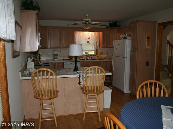 3rd image of 5313 Wyndemere Cir