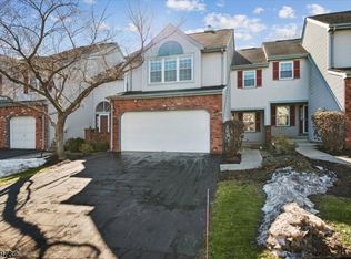 1003 Pinhorn Dr, Bridgewater Twp., NJ 08807