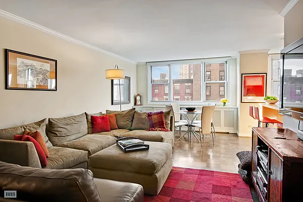 Sold by Tiffany Bauman Real Estate LLC | media 3