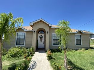1525 Weslaco Ln, Zapata, TX 78076