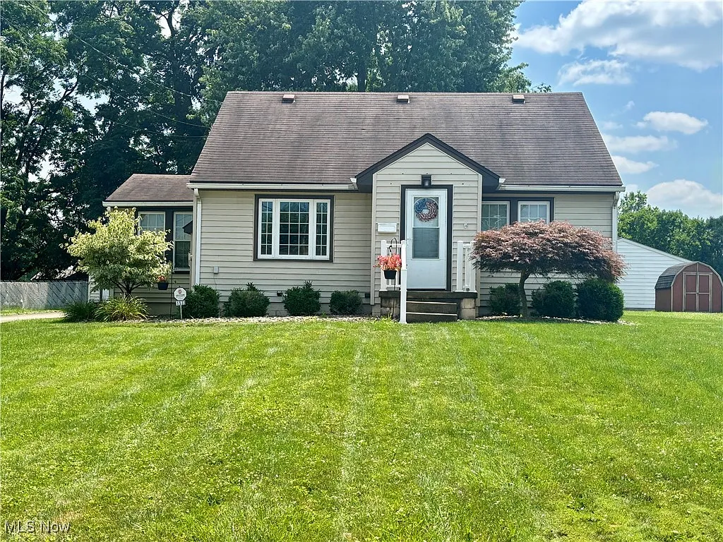 1533 Clark St photo 1