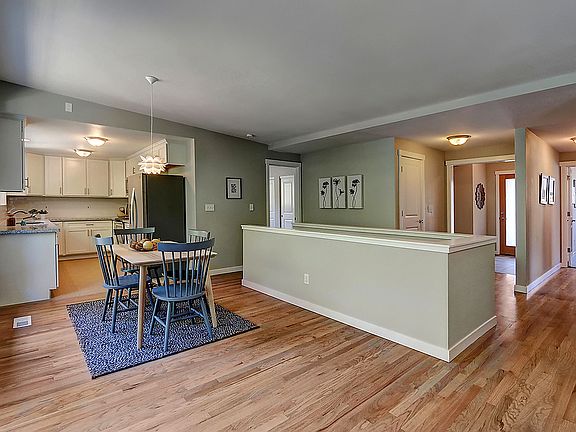 3rd image of 30226 7th Ave S