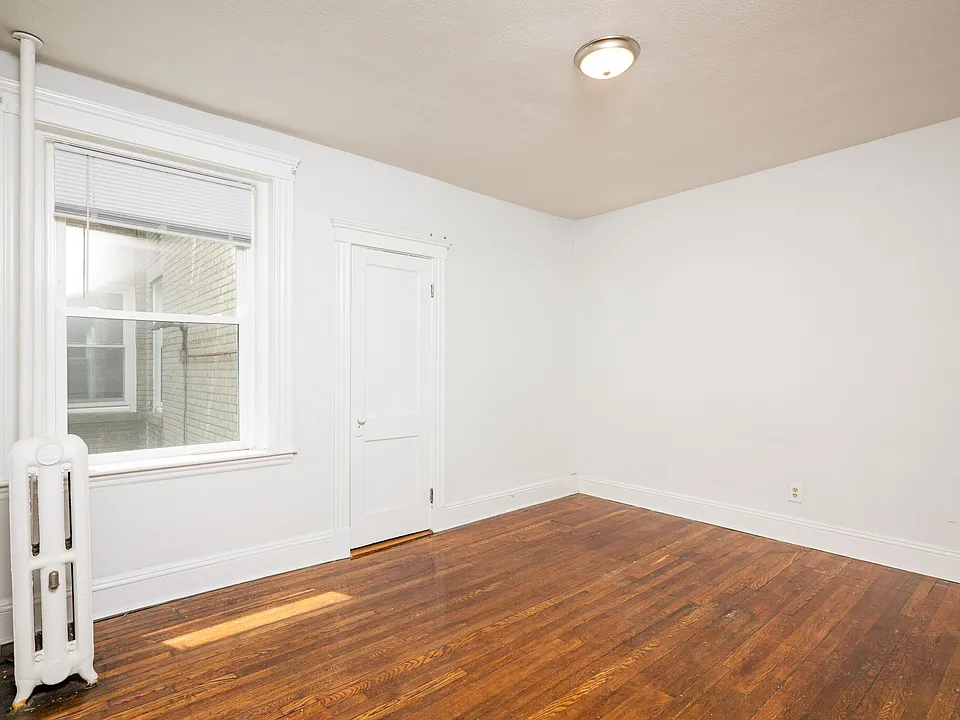 49 Worthington St #5