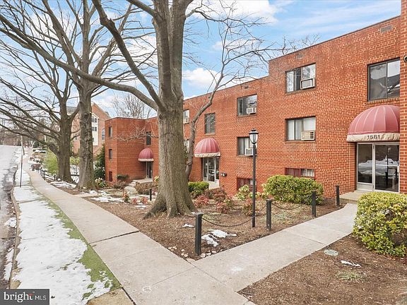 2nd image of 1581 N Colonial Ter APT 201X