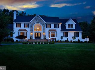 739 Brandywine Dr, Moorestown, NJ 08057