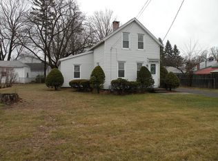 562 Springfield St, Feeding Hills, MA 01030