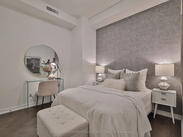 43 Hanna Ave #441 — Photo 15