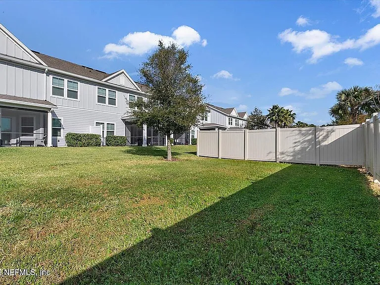 12658 Josslyn Ln — Photo 20