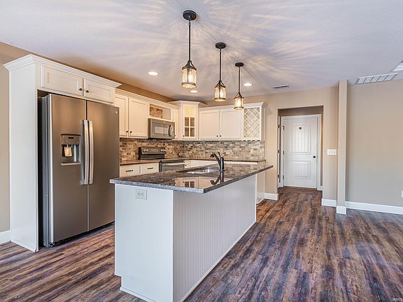 4th image of 11297 Belleharbour Cv