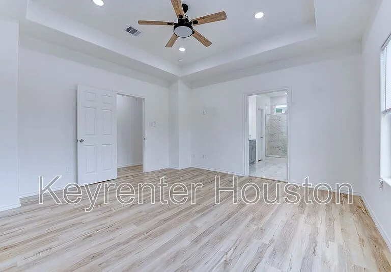 8203 Woodlyn Rd #C — Photo 20
