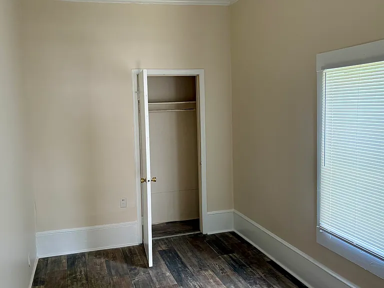 108 Market St — Photo 8