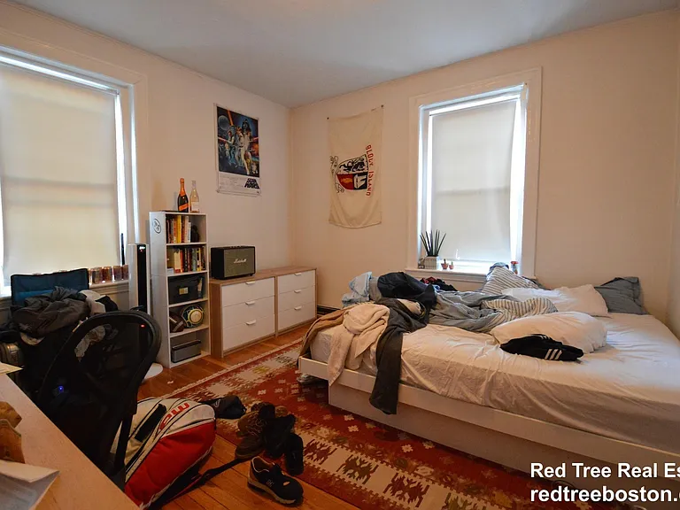 77 Thatcher St #201 — Photo 9
