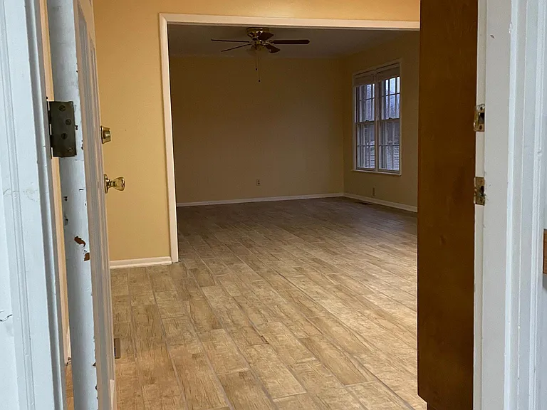1516 Fell Ave NE — Photo 13