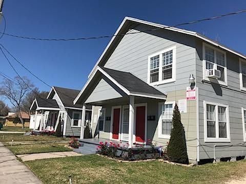 3rd image of 216 W Republic St #3