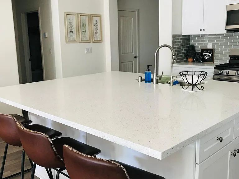 Summit Dr — Photo 7