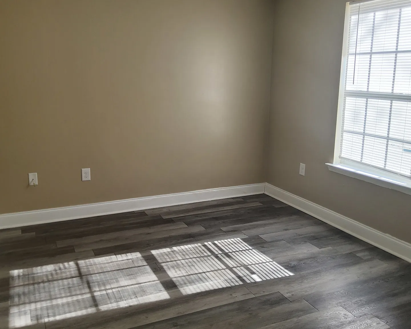 Ronald Pride Duplex Unit A — Photo 4