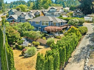 493 NE Lincoln Rd, Poulsbo, WA 98370