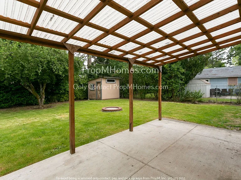 13400 SW Walker Rd — Photo 16