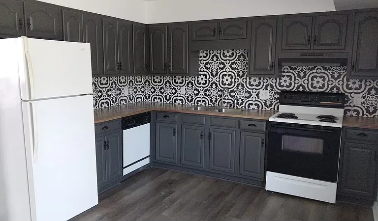 323 Bailey Rd #10 — Photo 1