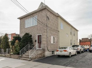 12-14 W 42nd St, Bayonne, NJ 07002