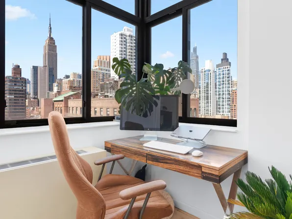 250 East 30th Street image 8 of 13