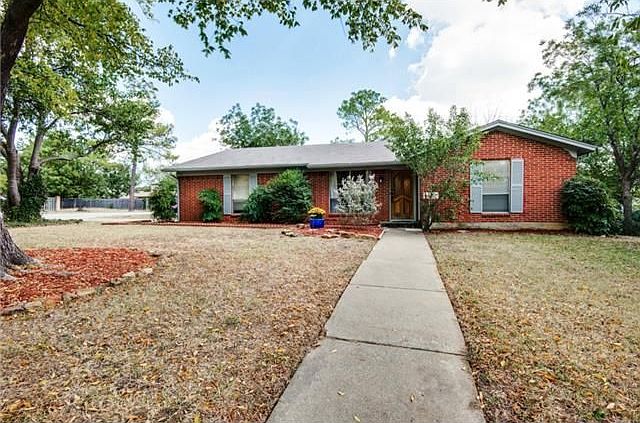 1st image of 409 Dickey Dr